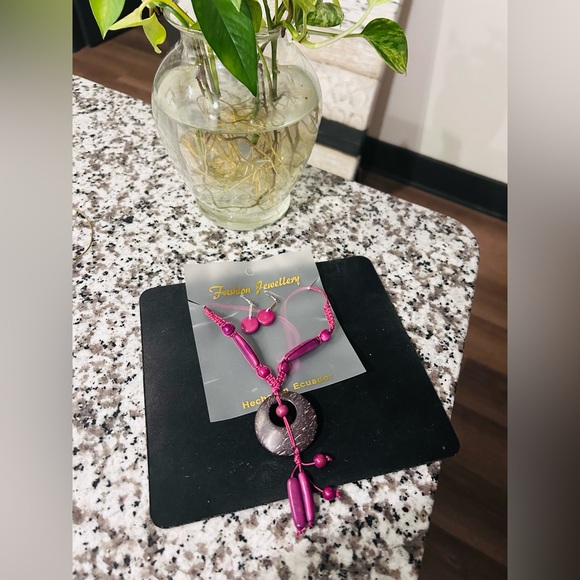 Tagua necklace set - Picture 2 of 2